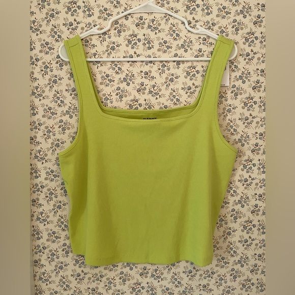 Bright Green Crop Tank - Picture 5 of 7